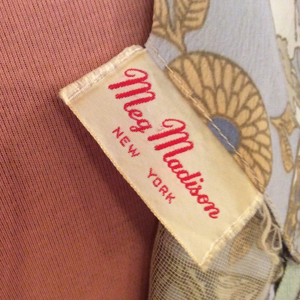 VINTAGE 60s Windowpane lady like  modest  pleat day/chore  Dress - Picture 11 of 12